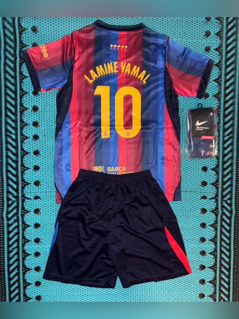 Children FC Barcelona Lamine Yamal 26/27 Home Jersey/Kit Fan (Top+Shorts+Socks)